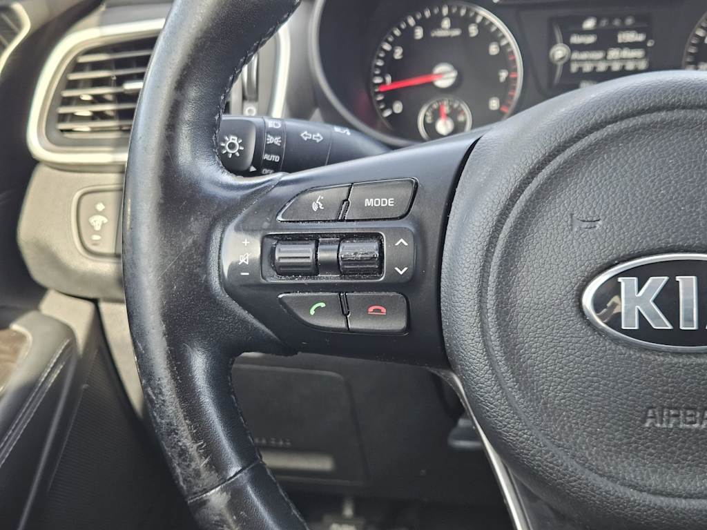 Thumbnail: 2017 Kia Sorento - 30