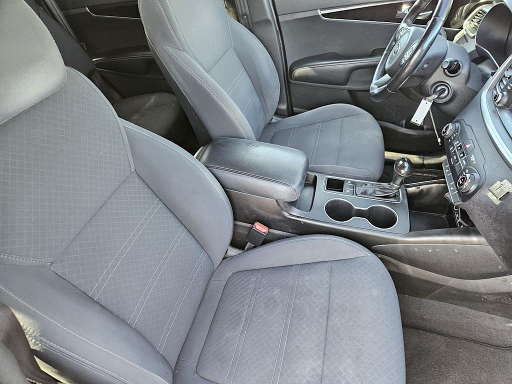Thumbnail: 2017 Kia Sorento - 22