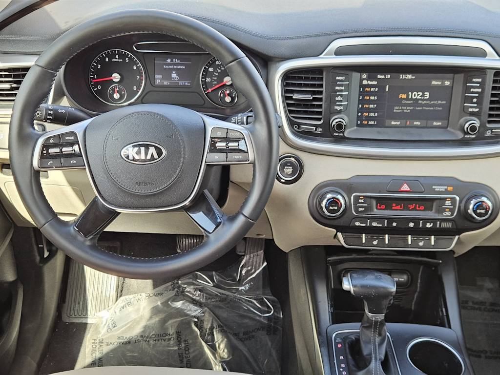 Thumbnail: 2020 Kia Sorento - 7