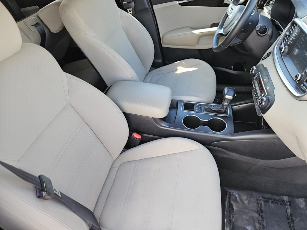 Thumbnail: 2020 Kia Sorento - 20