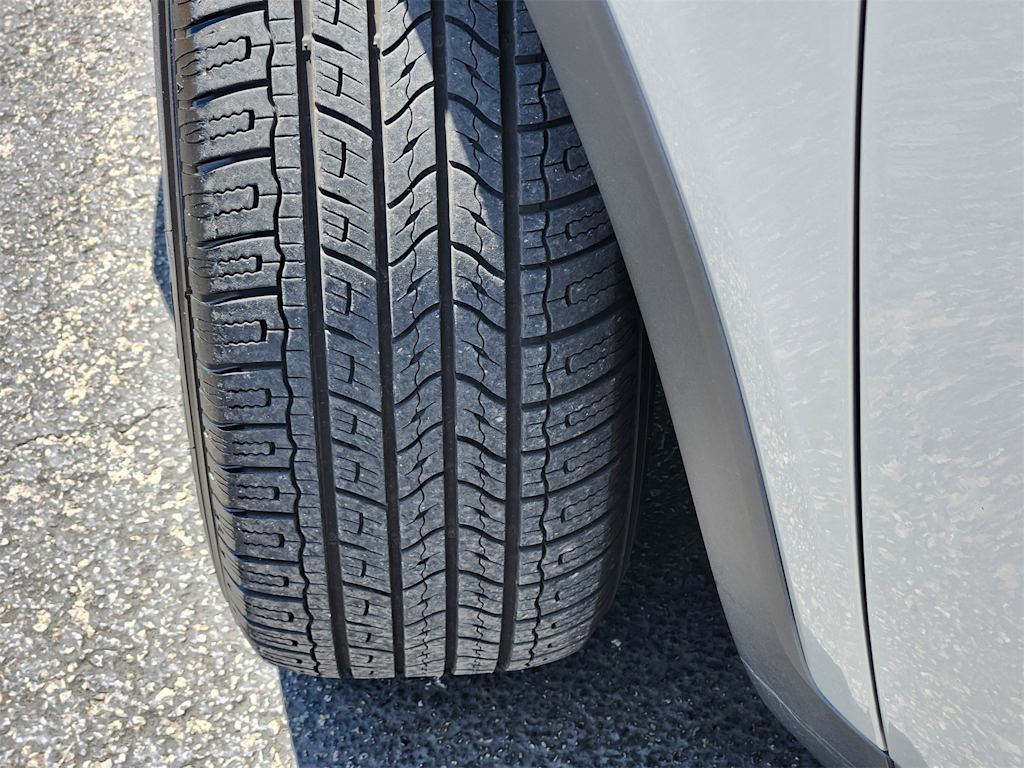 Thumbnail: 2020 Kia Sorento - 18