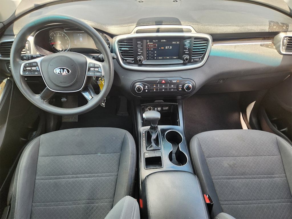 Thumbnail: 2020 Kia Sorento - 8