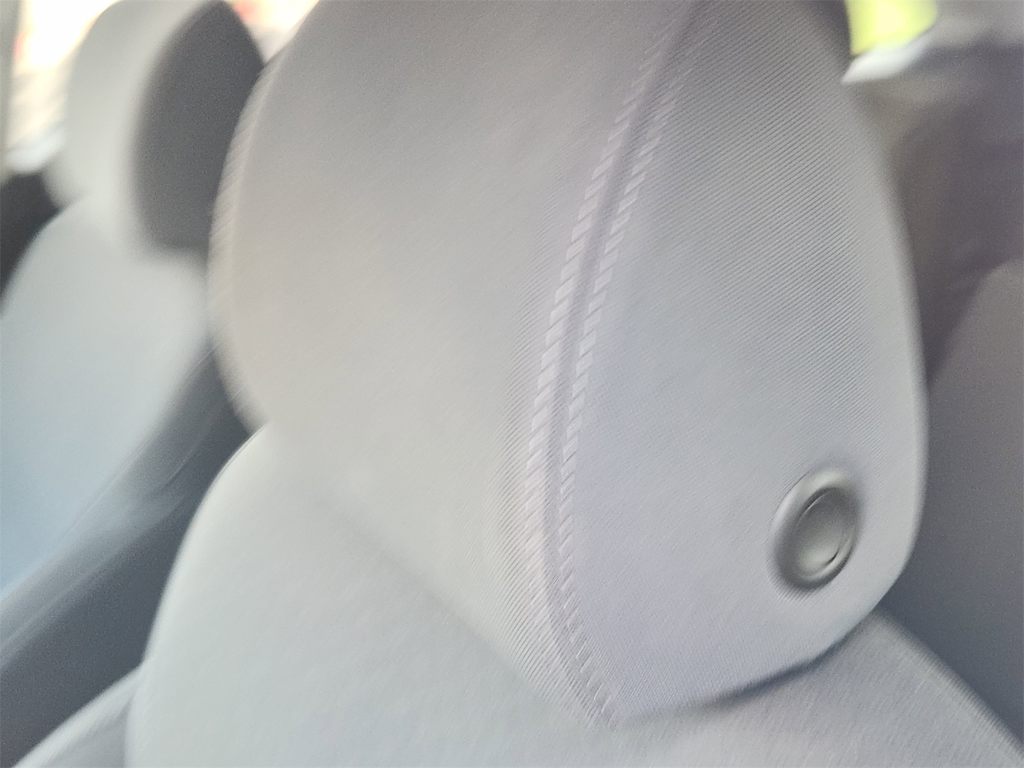 Thumbnail: 2020 Kia Sorento - 24