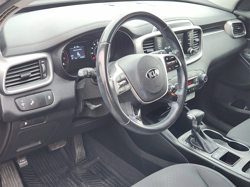 Thumbnail: 2020 Kia Sorento - 2