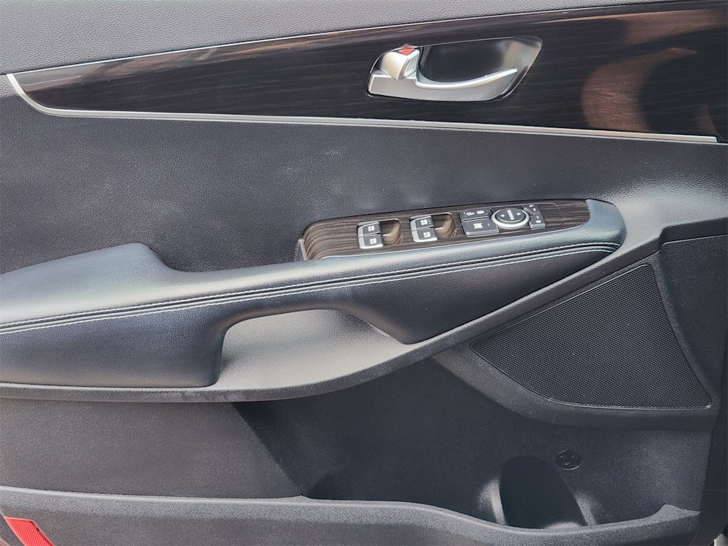 Thumbnail: 2020 Kia Sorento - 27