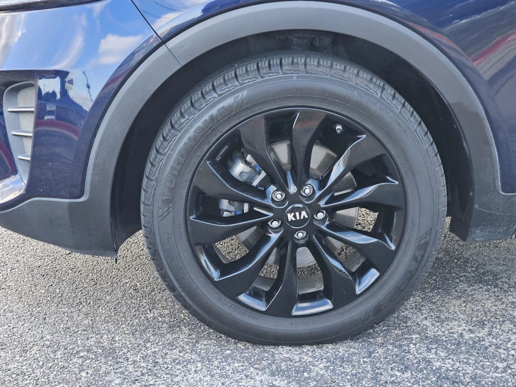 Thumbnail: 2020 Kia Sorento - 20
