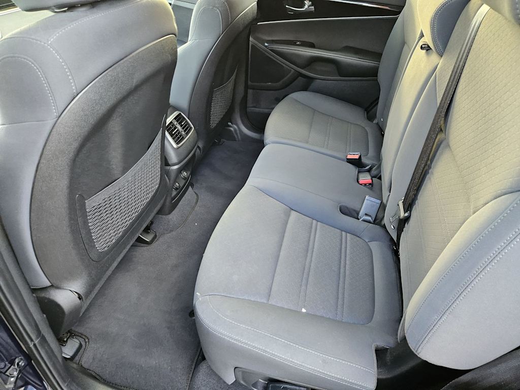 Thumbnail: 2020 Kia Sorento - 10