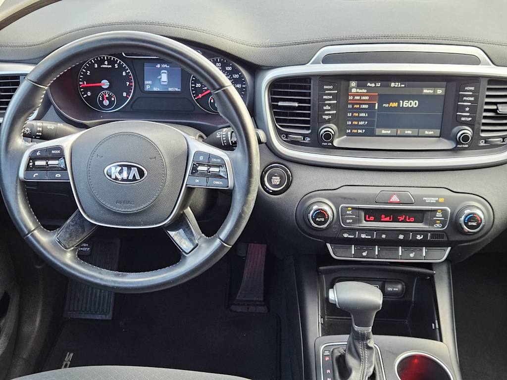 Thumbnail: 2020 Kia Sorento - 7