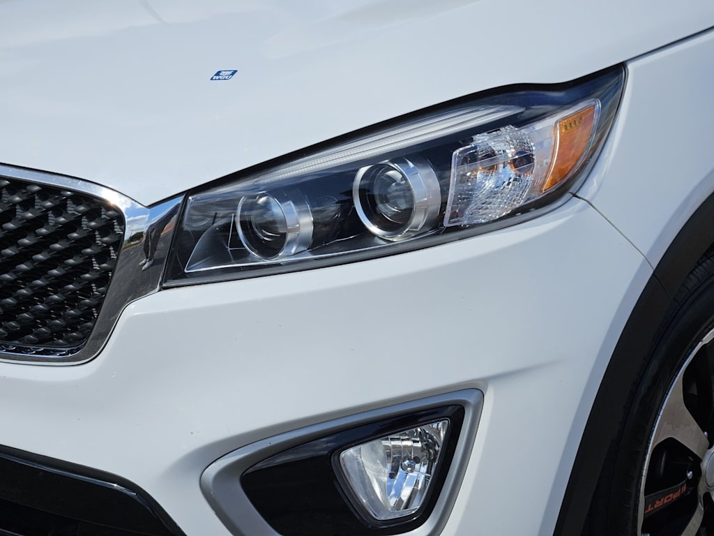Thumbnail: 2017 Kia Sorento - 18