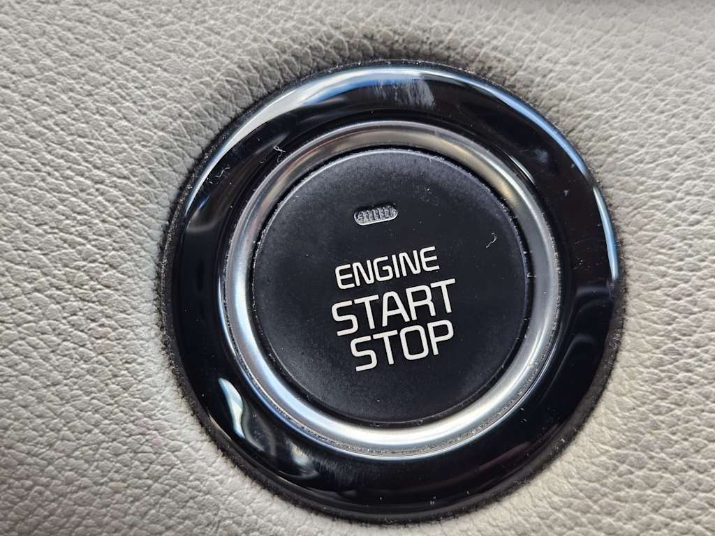 Thumbnail: 2017 Kia Sorento - 25