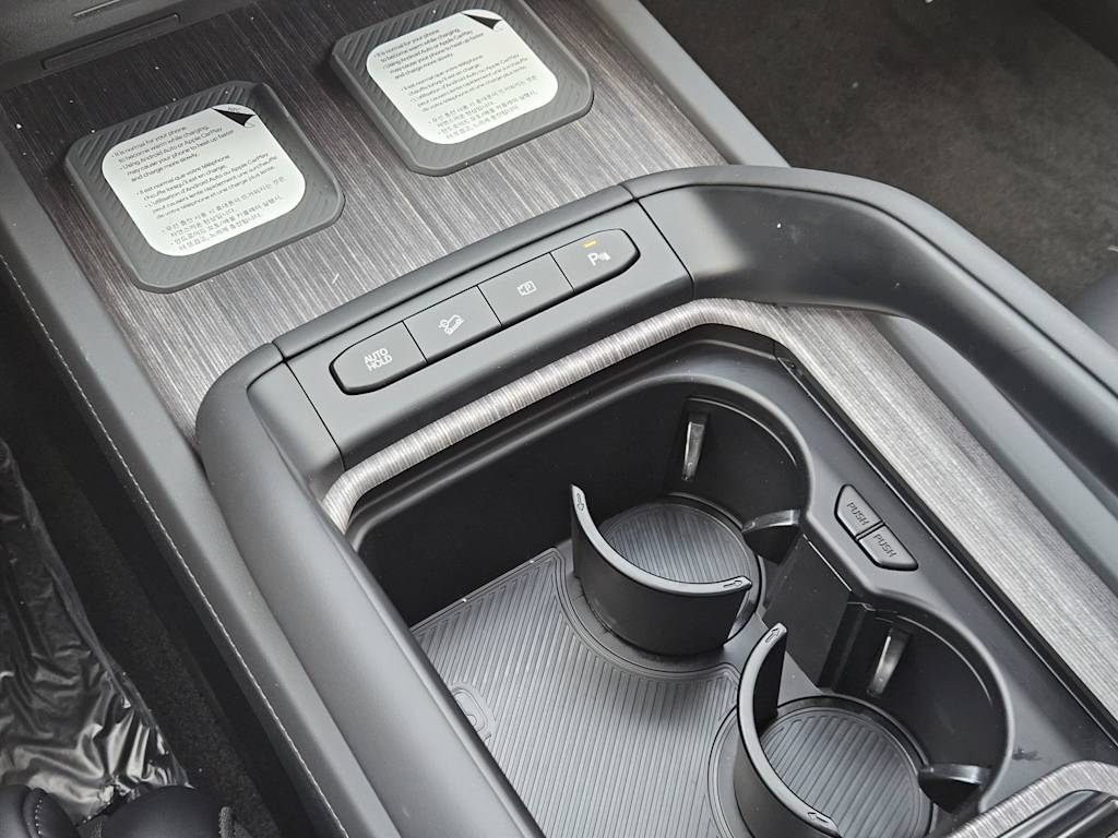 Thumbnail: 2027 Kia Telluride - 11
