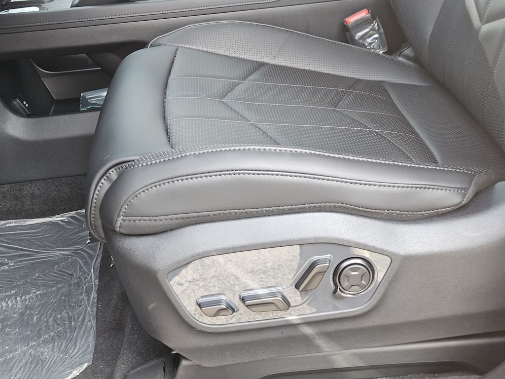 Thumbnail: 2027 Kia Telluride - 24