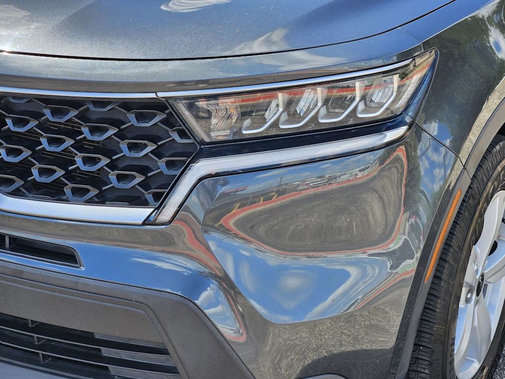 Thumbnail: 2022 Kia Sorento - 17