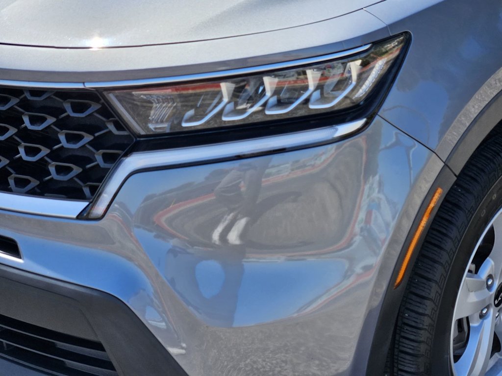 Thumbnail: 2022 Kia Sorento - 17