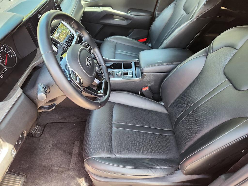 Thumbnail: 2021 Kia Sorento - 9