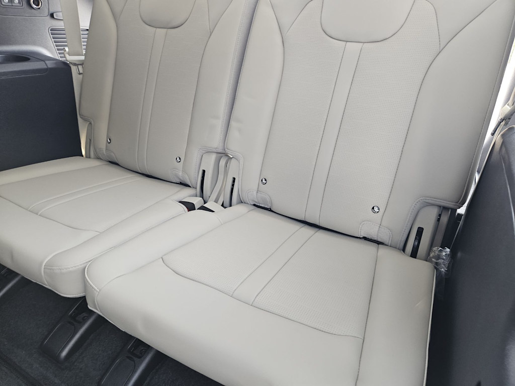 Thumbnail: 2026 Kia Sorento - 5