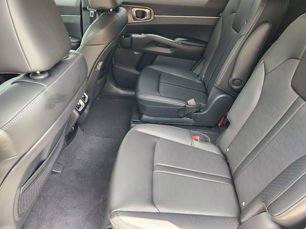 Thumbnail: 2026 Kia Sorento - 9