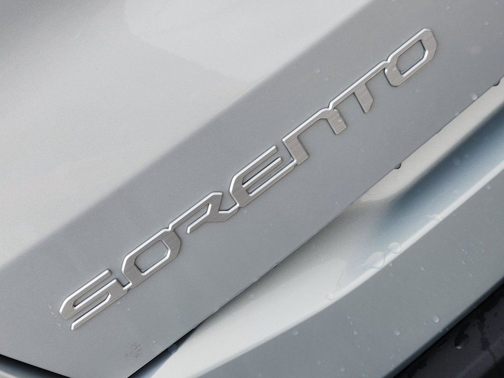 Thumbnail: 2026 Kia Sorento - 5
