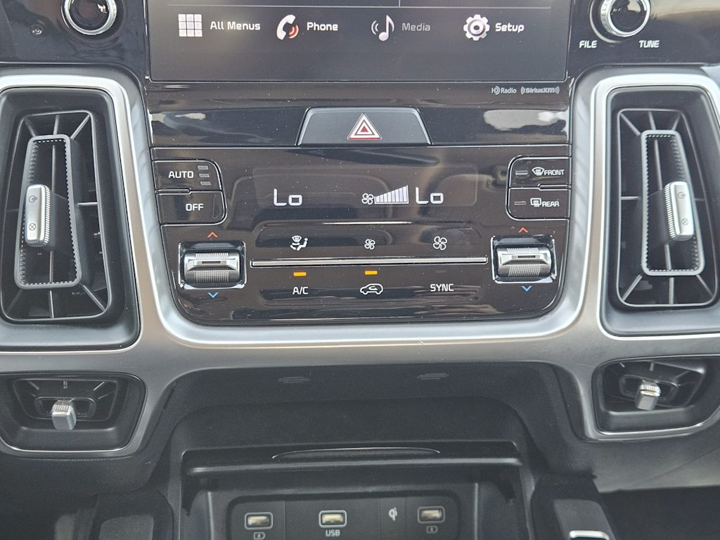 Thumbnail: 2021 Kia Sorento - 23