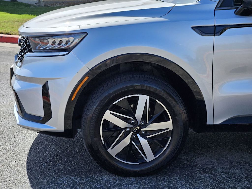 Thumbnail: 2021 Kia Sorento - 5