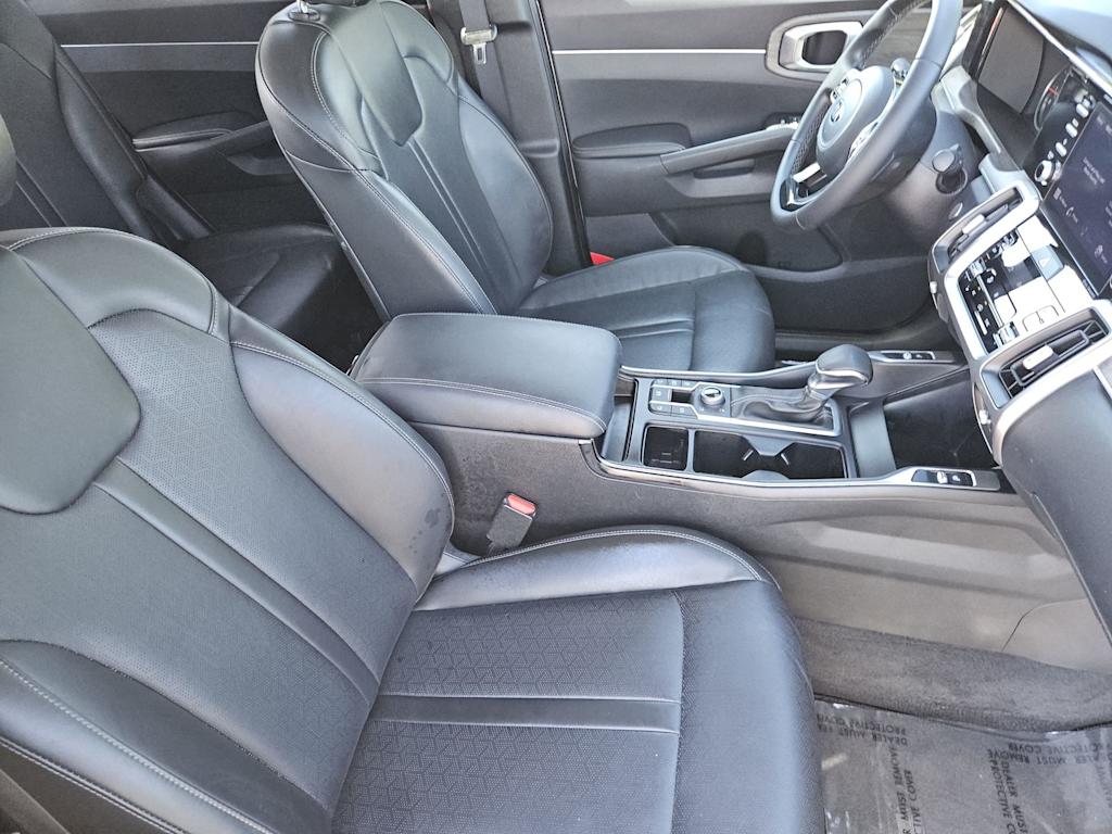 Thumbnail: 2021 Kia Sorento - 20