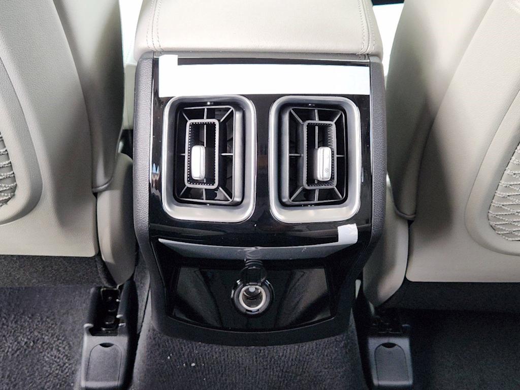 Thumbnail: 2026 Kia Sorento - 26