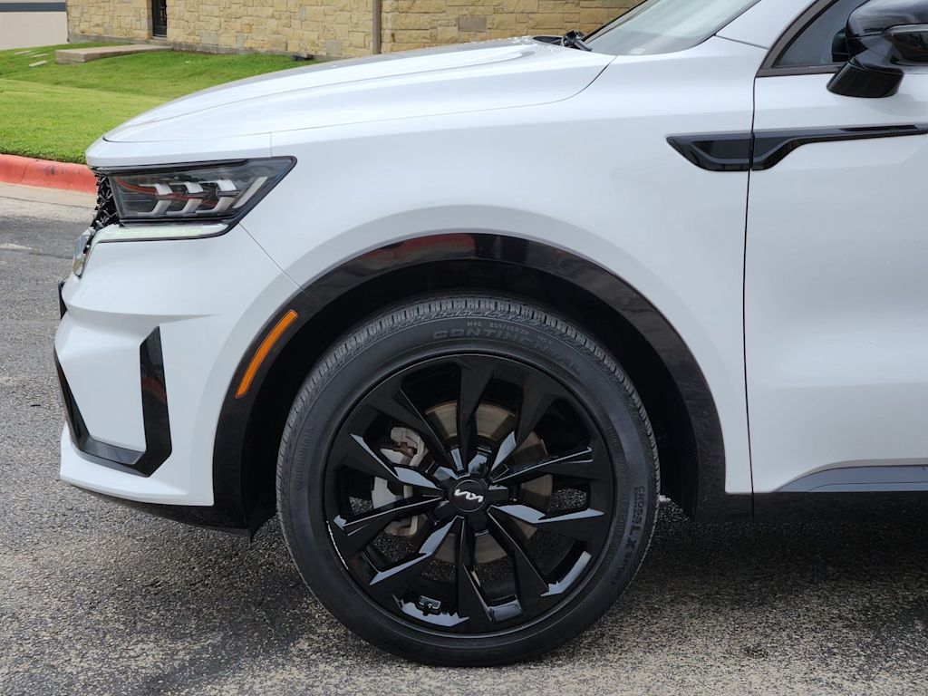 Thumbnail: 2022 Kia Sorento - 5