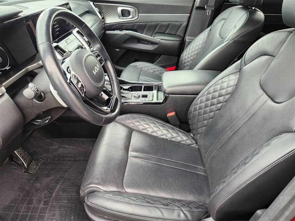 Thumbnail: 2022 Kia Sorento - 8