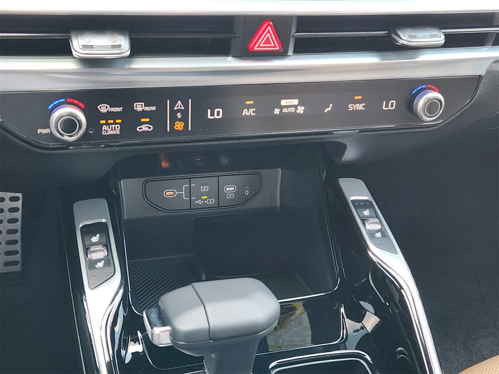 Thumbnail: 2026 Kia Sorento - 19