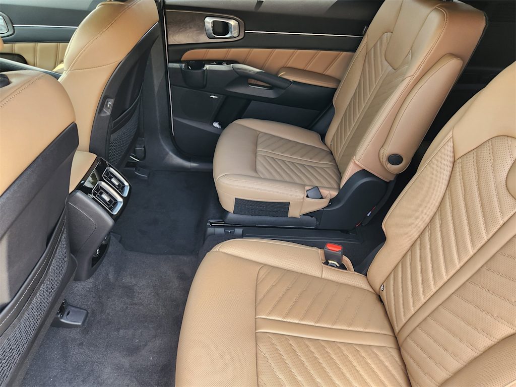 Thumbnail: 2026 Kia Sorento - 10