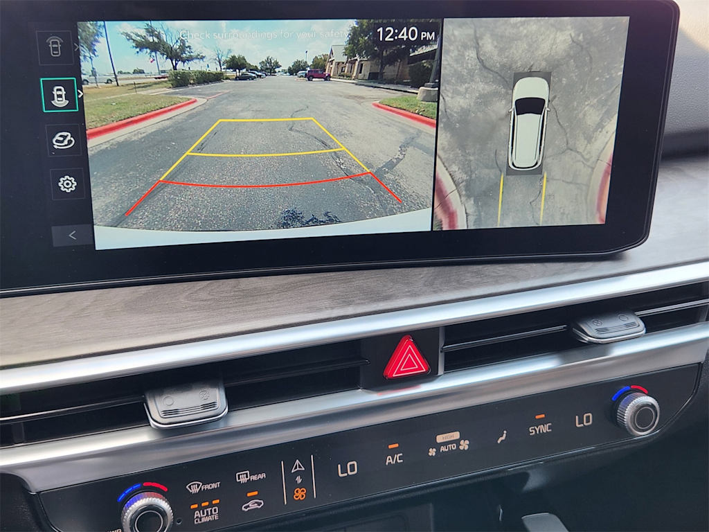 Thumbnail: 2026 Kia Sorento - 18