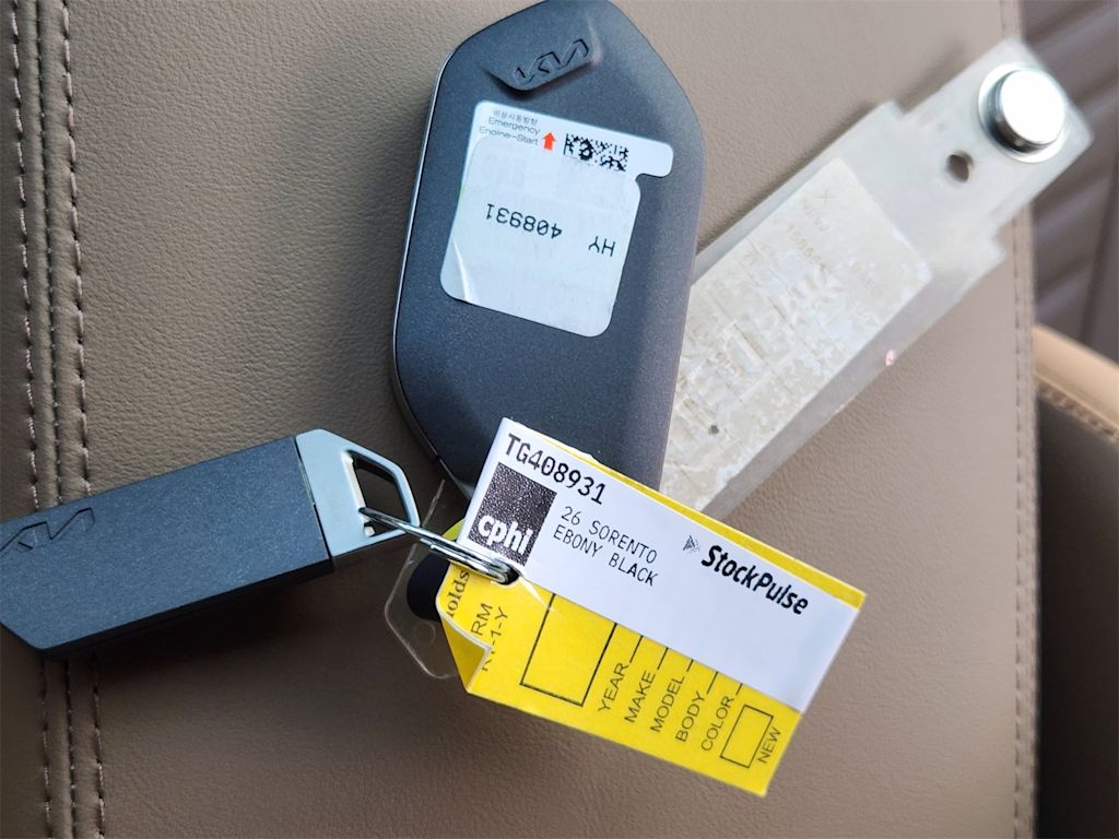 Thumbnail: 2026 Kia Sorento - 16