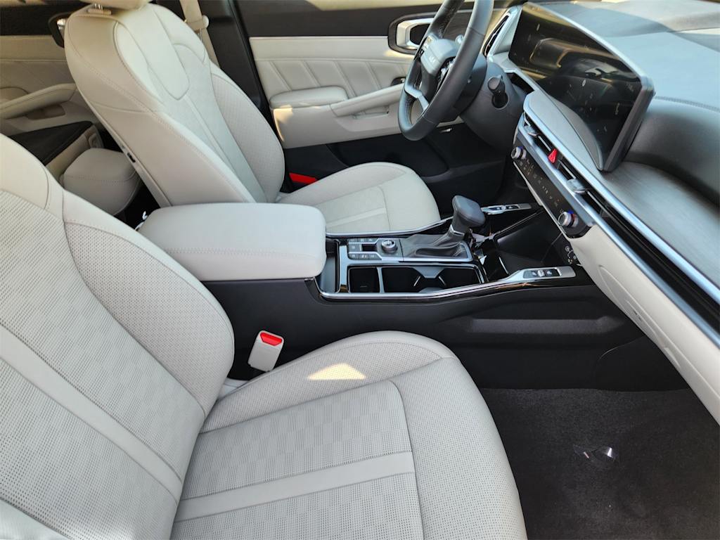 Thumbnail: 2026 Kia Sorento - 10