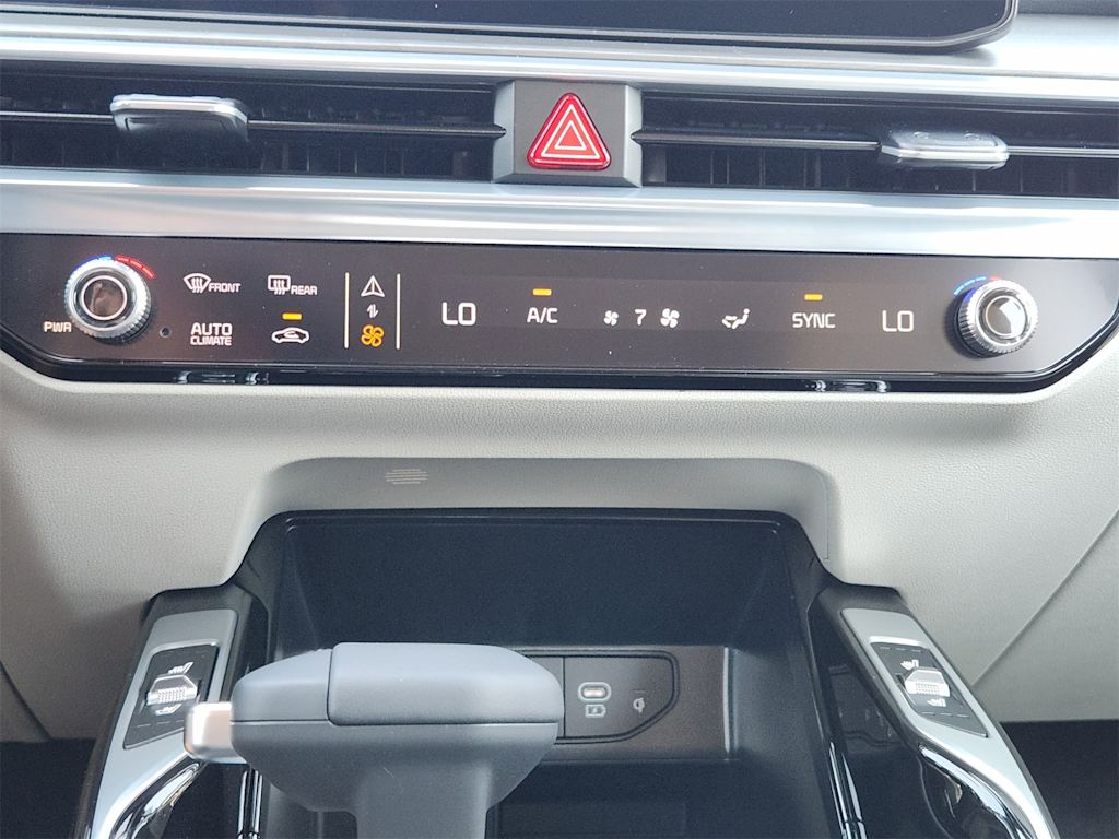 Thumbnail: 2026 Kia Sorento - 24