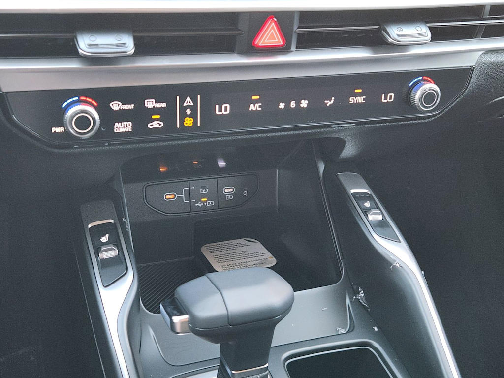 Thumbnail: 2026 Kia Sorento - 23
