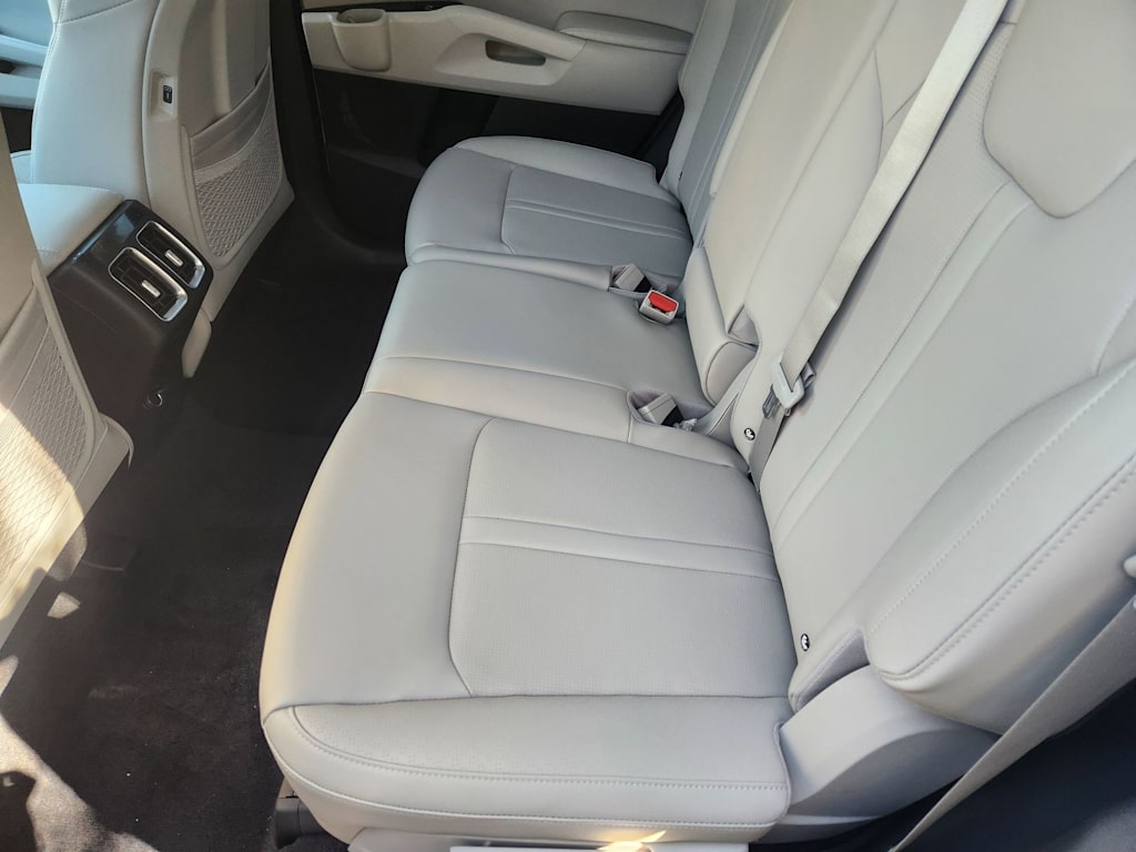 Thumbnail: 2026 Kia Sorento - 11