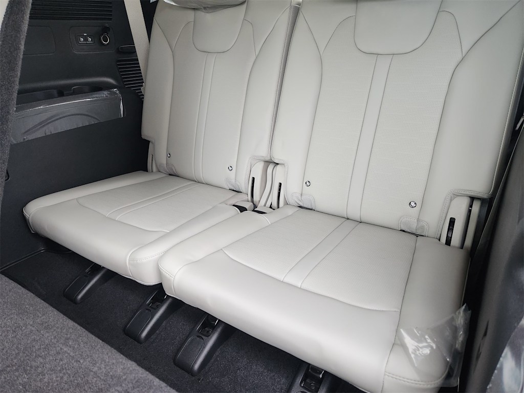 Thumbnail: 2026 Kia Sorento - 32