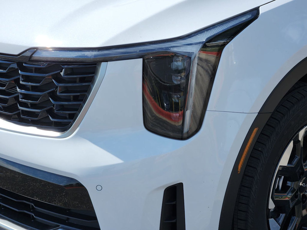 Thumbnail: 2026 Kia Sorento - 16