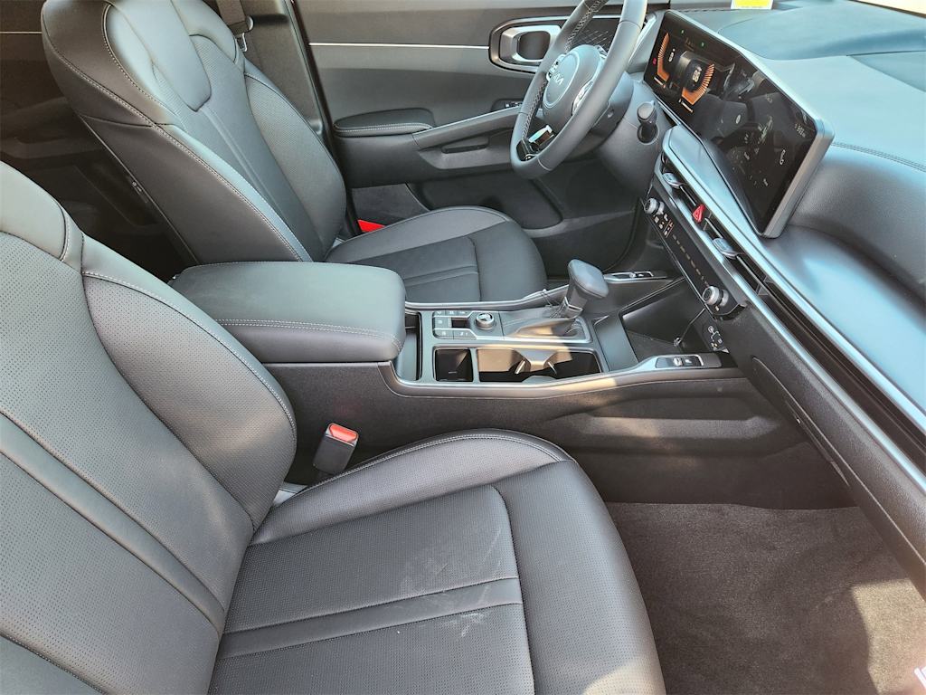 Thumbnail: 2025 Kia Sorento - 10