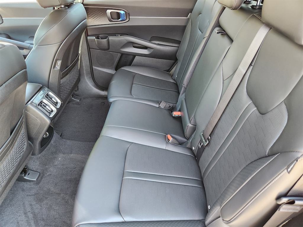 Thumbnail: 2025 Kia Sorento - 11