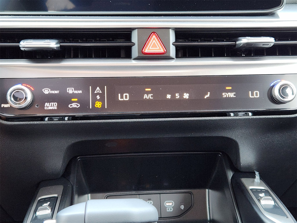 Thumbnail: 2026 Kia Sorento - 25