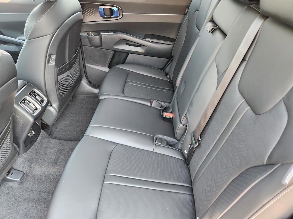 Thumbnail: 2026 Kia Sorento - 11