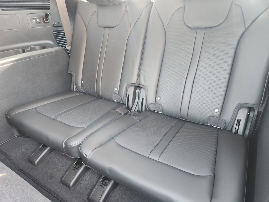 Thumbnail: 2026 Kia Sorento - 31