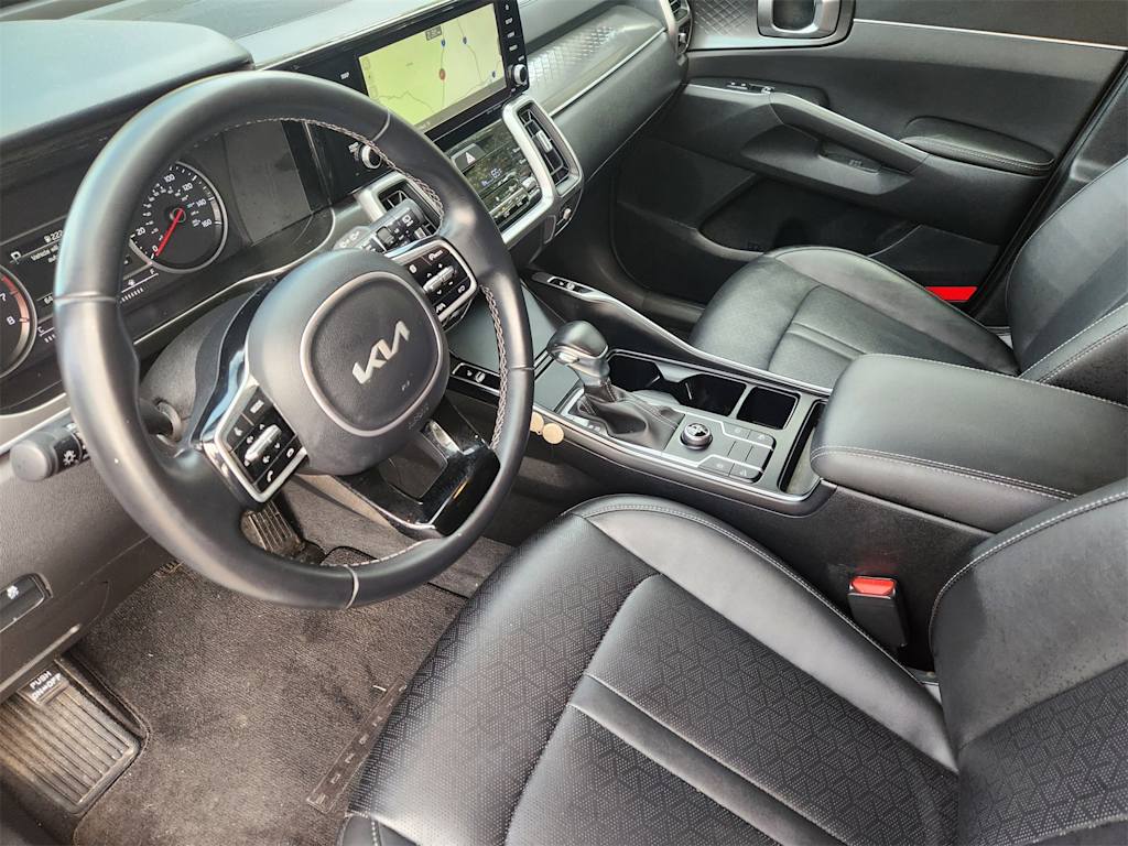 Thumbnail: 2022 Kia Sorento - 2