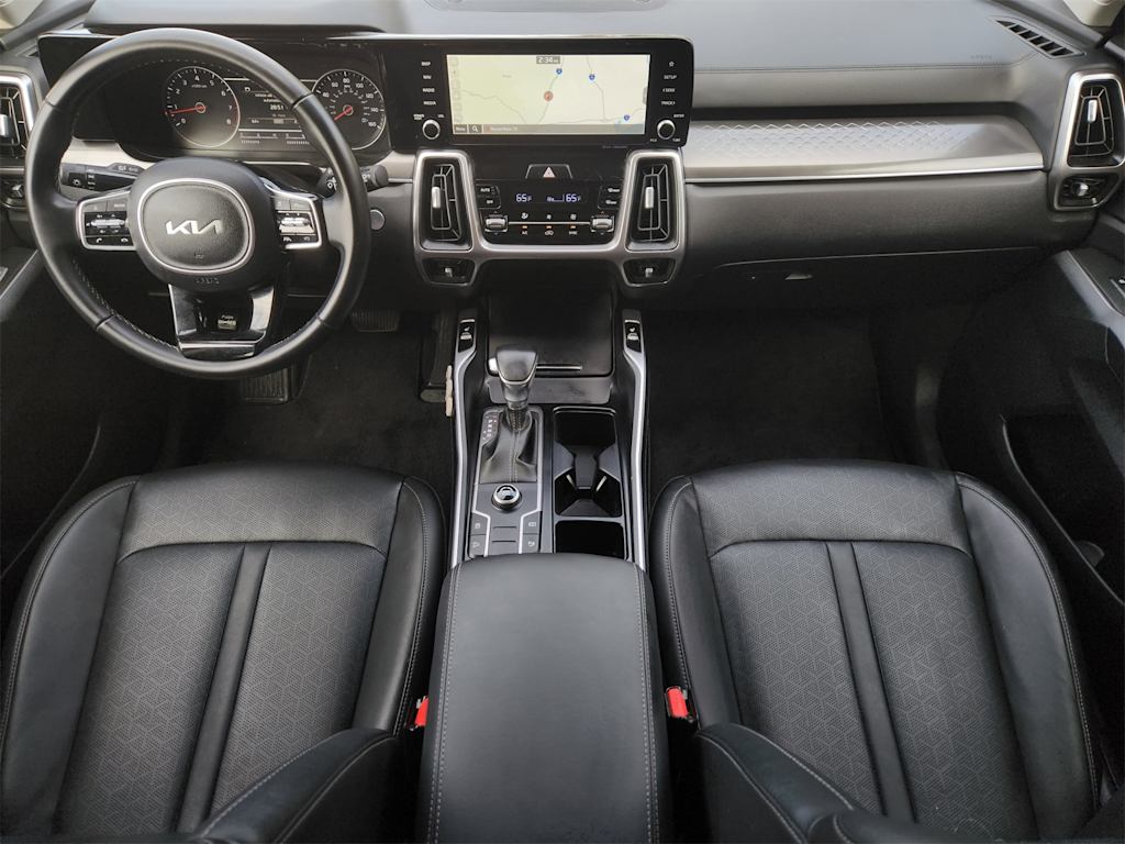 Thumbnail: 2022 Kia Sorento - 7