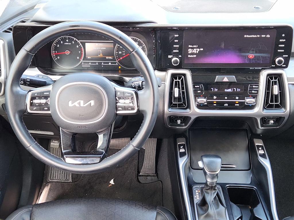 Thumbnail: 2022 Kia Sorento - 8