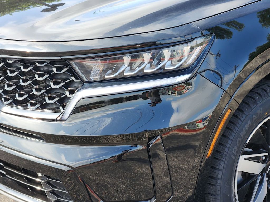 Thumbnail: 2022 Kia Sorento - 19