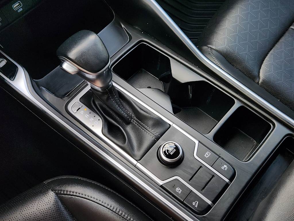 Thumbnail: 2023 Kia Sorento - 14