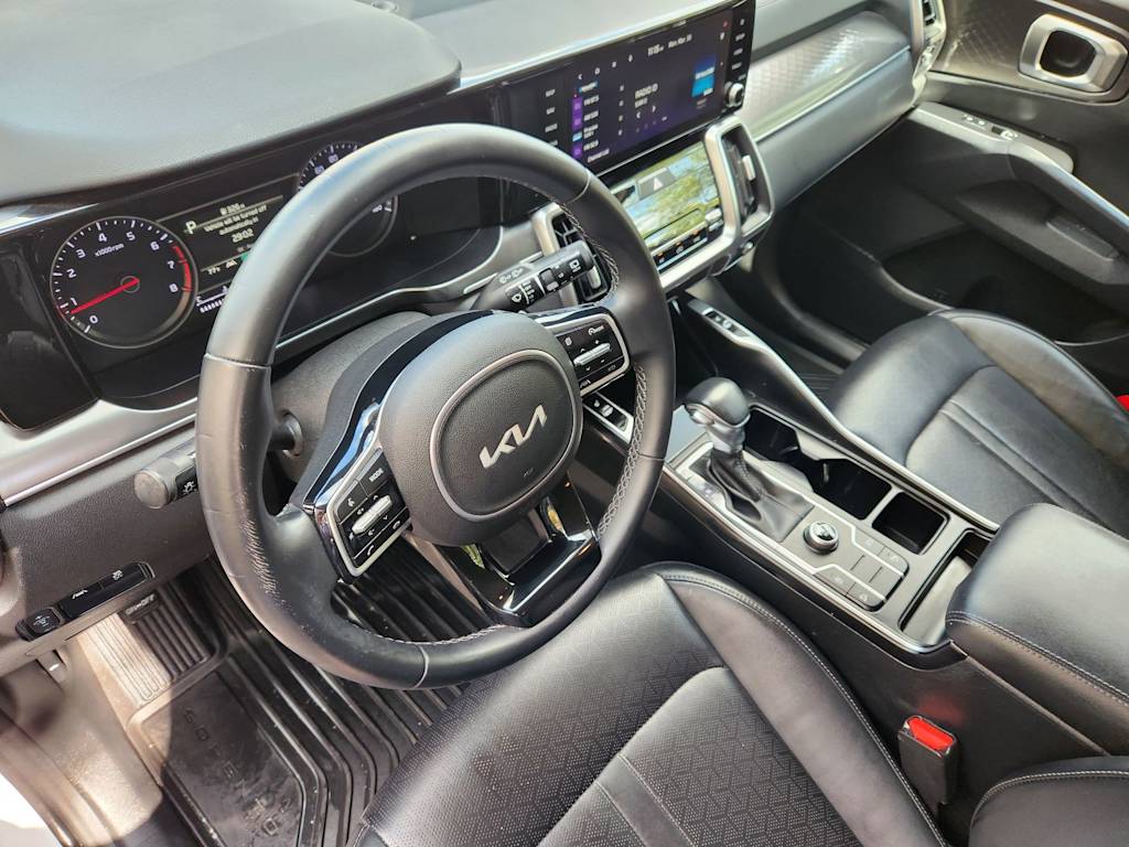 Thumbnail: 2023 Kia Sorento - 2
