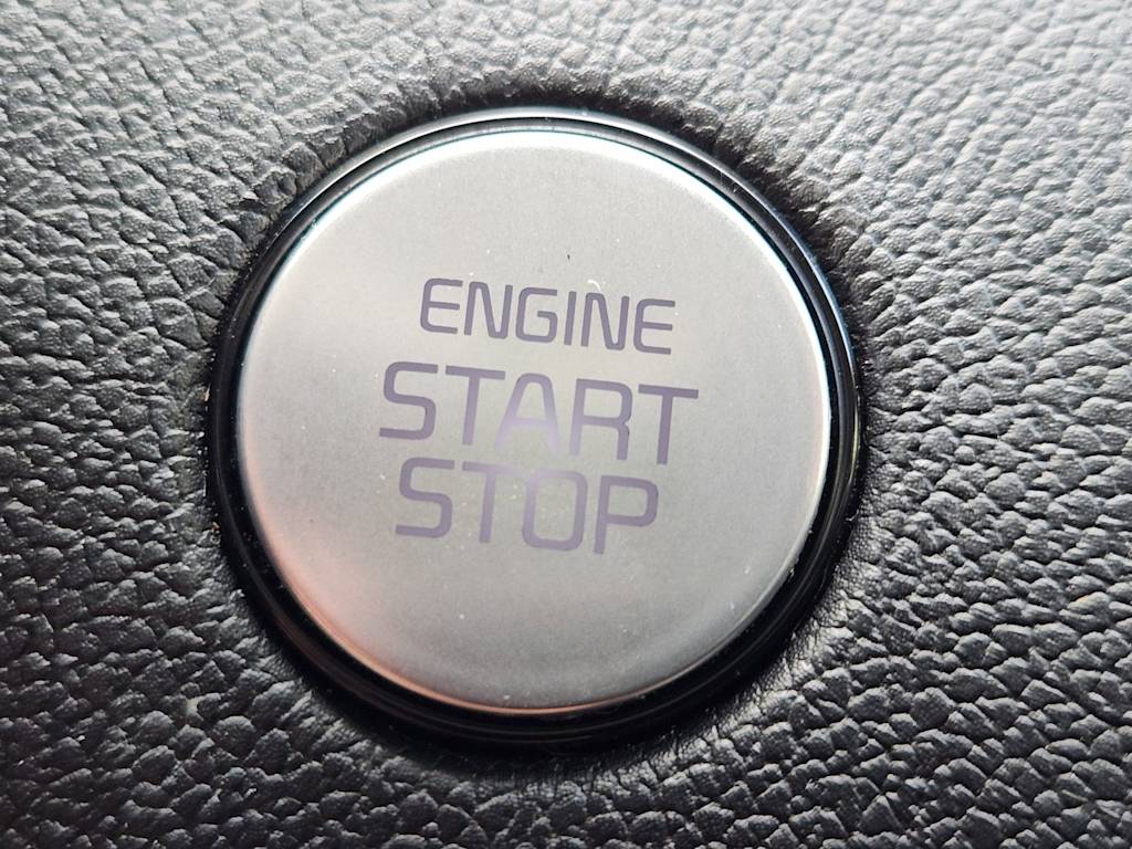 Thumbnail: 2023 Kia Sorento - 26